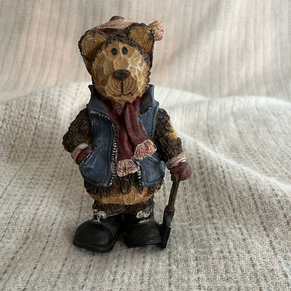 Resin Holiday Bear